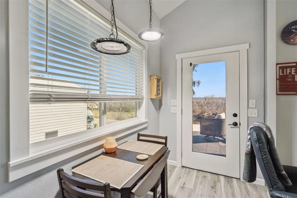 645 CR 485A Lake Panasoffkee, FL 33538
