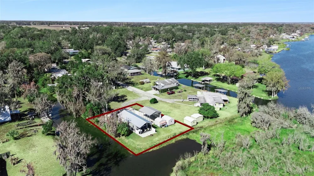 645 CR 485A Lake Panasoffkee, FL 33538