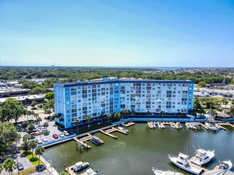 4939 FLORAMAR TERRACE #904