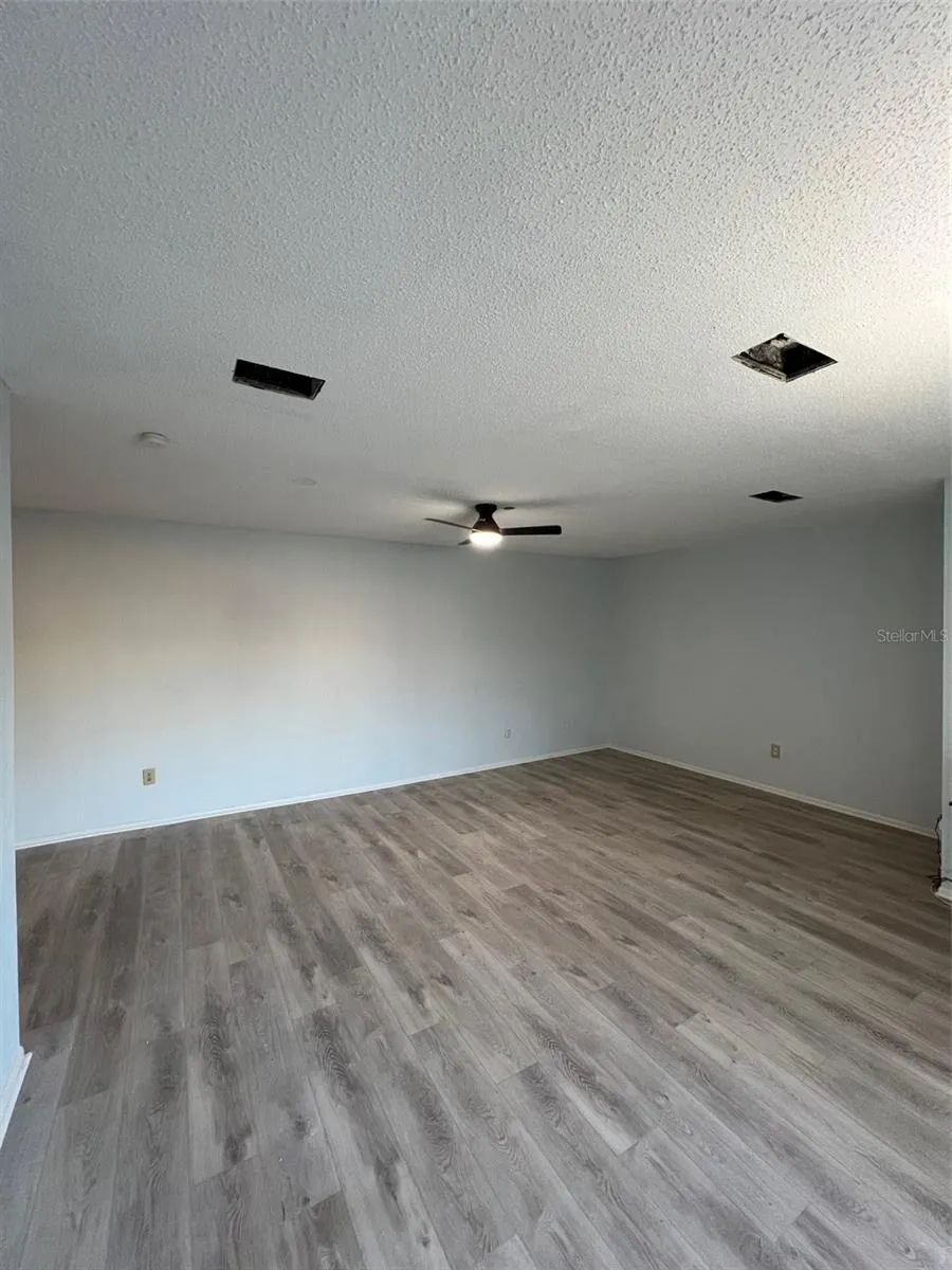 7951 58TH AVENUE #207 St Petersburg, FL 33709
