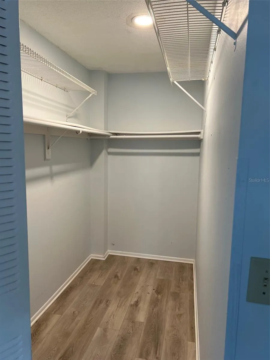 7951 58TH AVENUE #207 St Petersburg, FL 33709