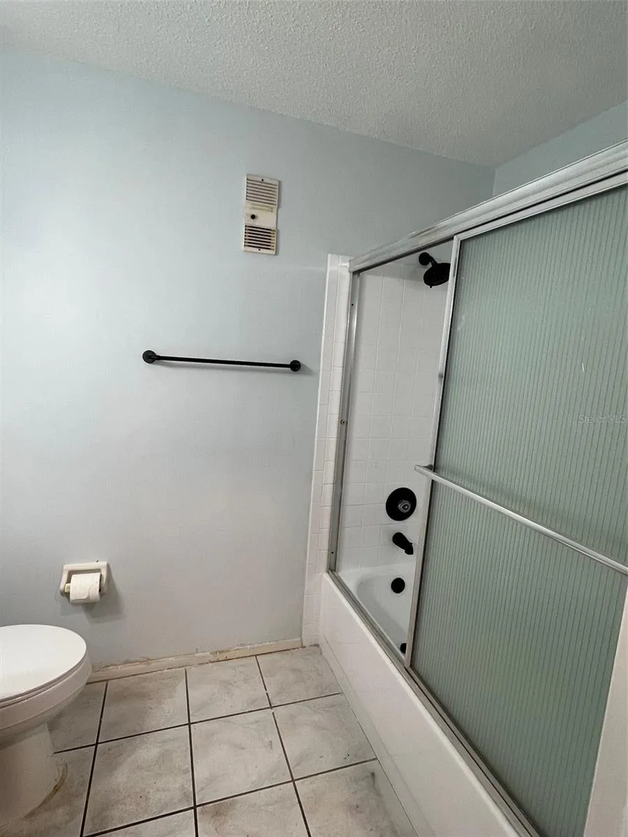 7951 58TH AVENUE #207 St Petersburg, FL 33709