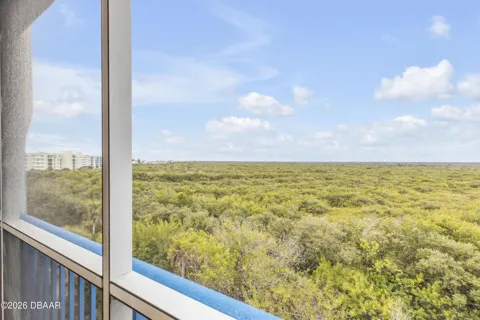 5300 S Atlantic Avenue #16-502