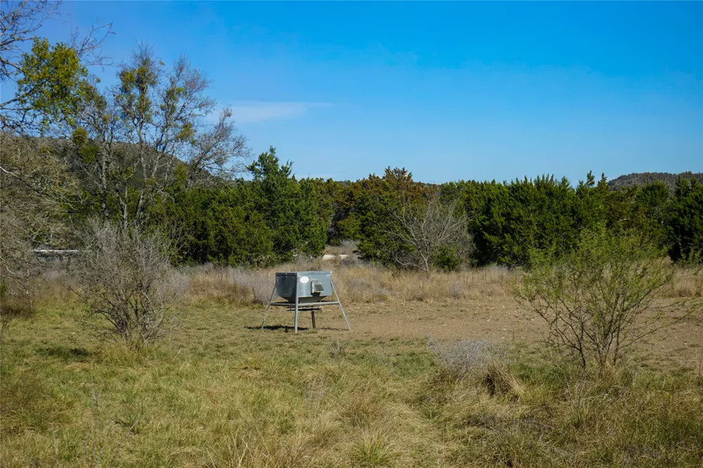 831 Magers Road Concan, TX 78838