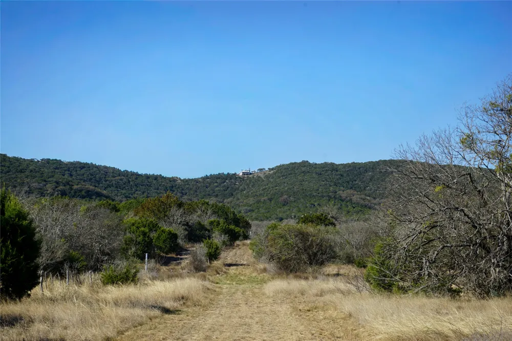 831 Magers Road Concan, TX 78838