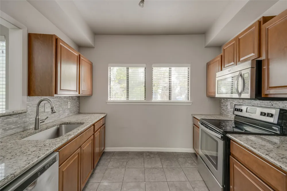 2612 San Pedro Street #112 Austin, TX 78705