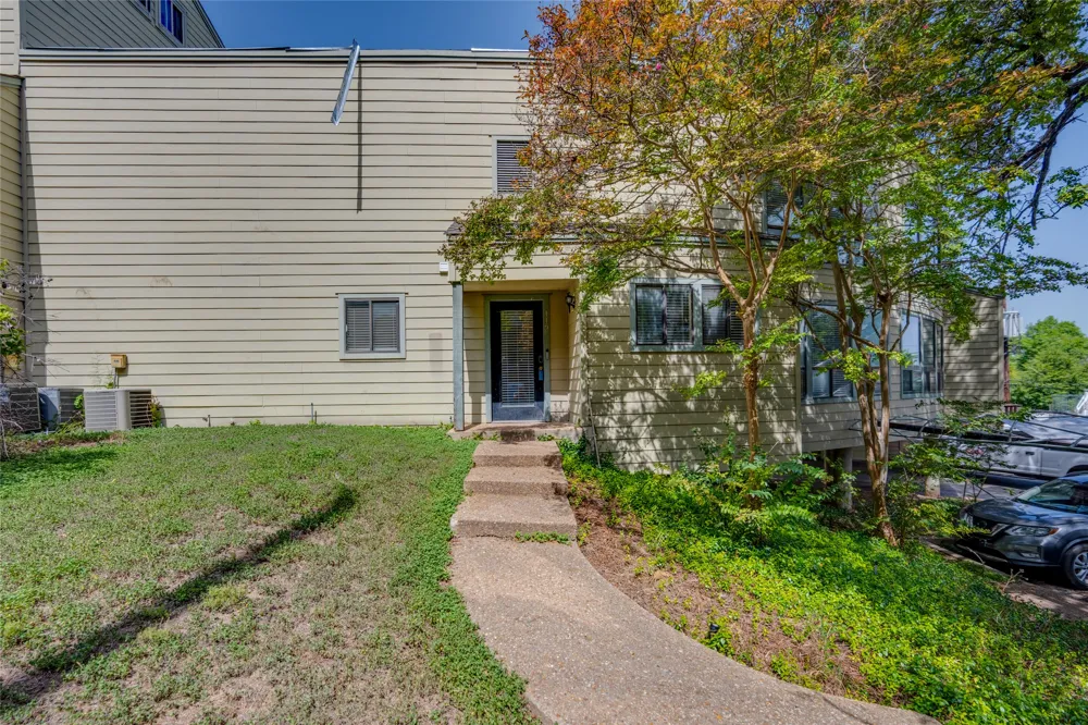 2612 San Pedro Street #112 Austin, TX 78705