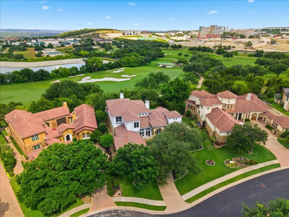 108 Golden Bear Cove