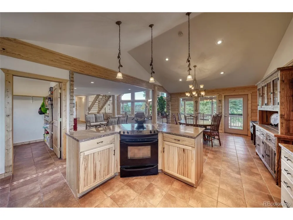 2613 Pheasant Loop Westcliffe, CO 81252