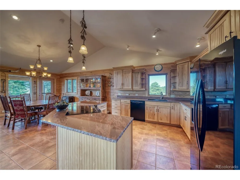 2613 Pheasant Loop Westcliffe, CO 81252