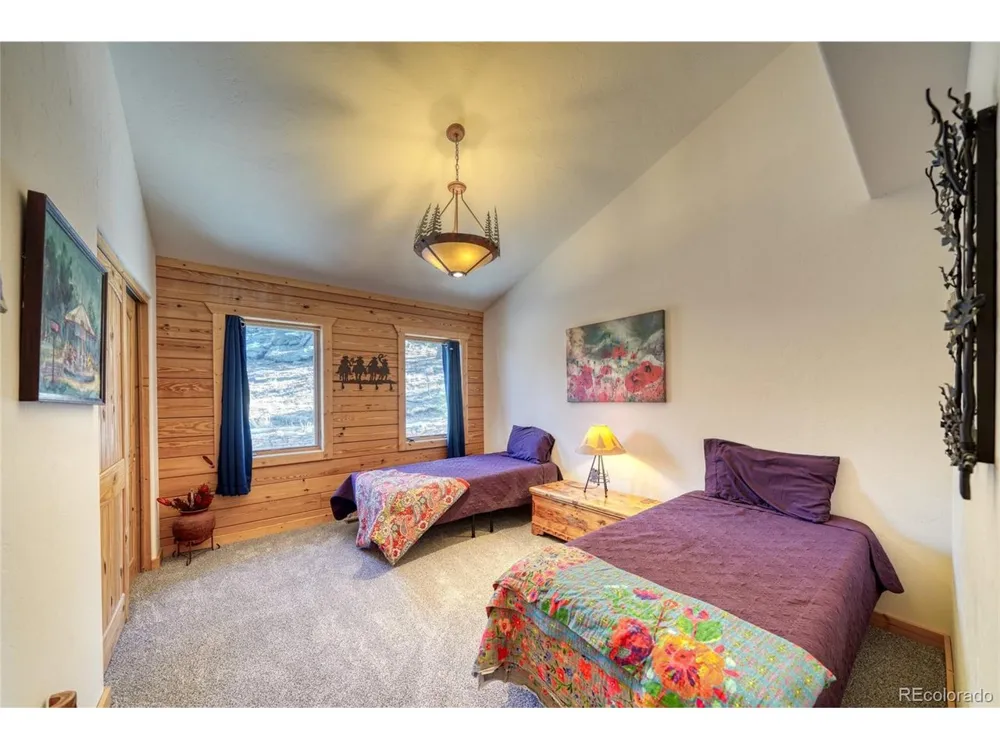 2613 Pheasant Loop Westcliffe, CO 81252