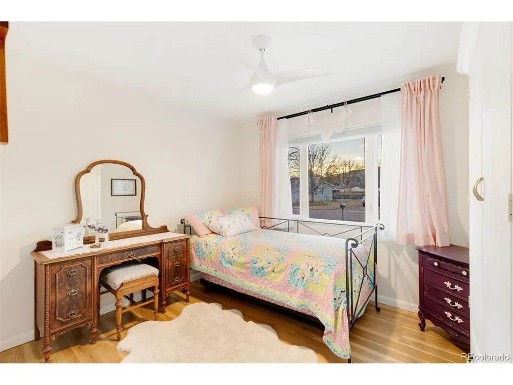 124 E Circle Drive Canon City, CO 81212