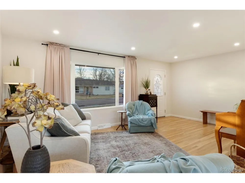 124 E Circle Drive Canon City, CO 81212