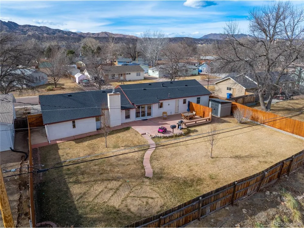 124 E Circle Drive Canon City, CO 81212
