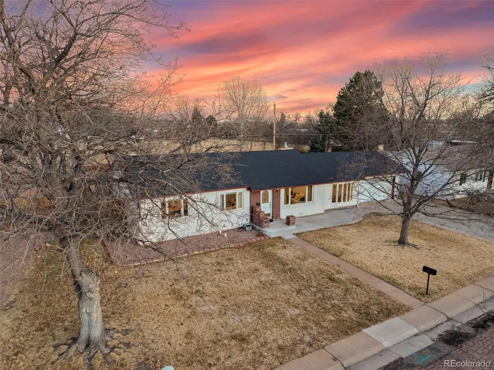 124 E Circle Drive Canon City, CO 81212
