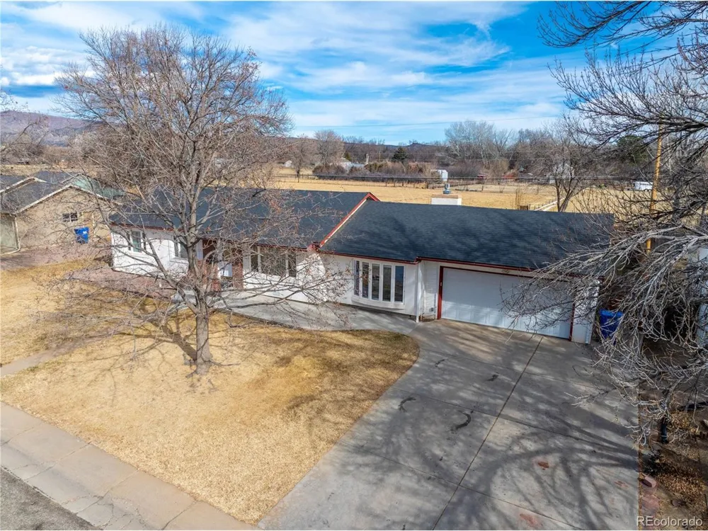 124 E Circle Drive Canon City, CO 81212