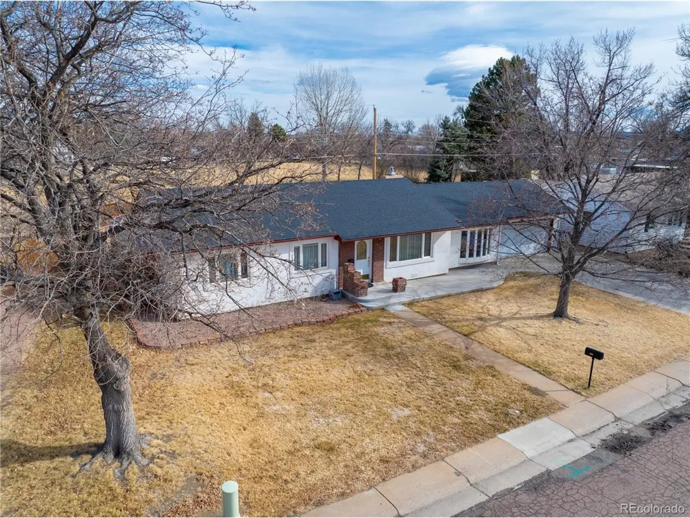124 E Circle Drive Canon City, CO 81212