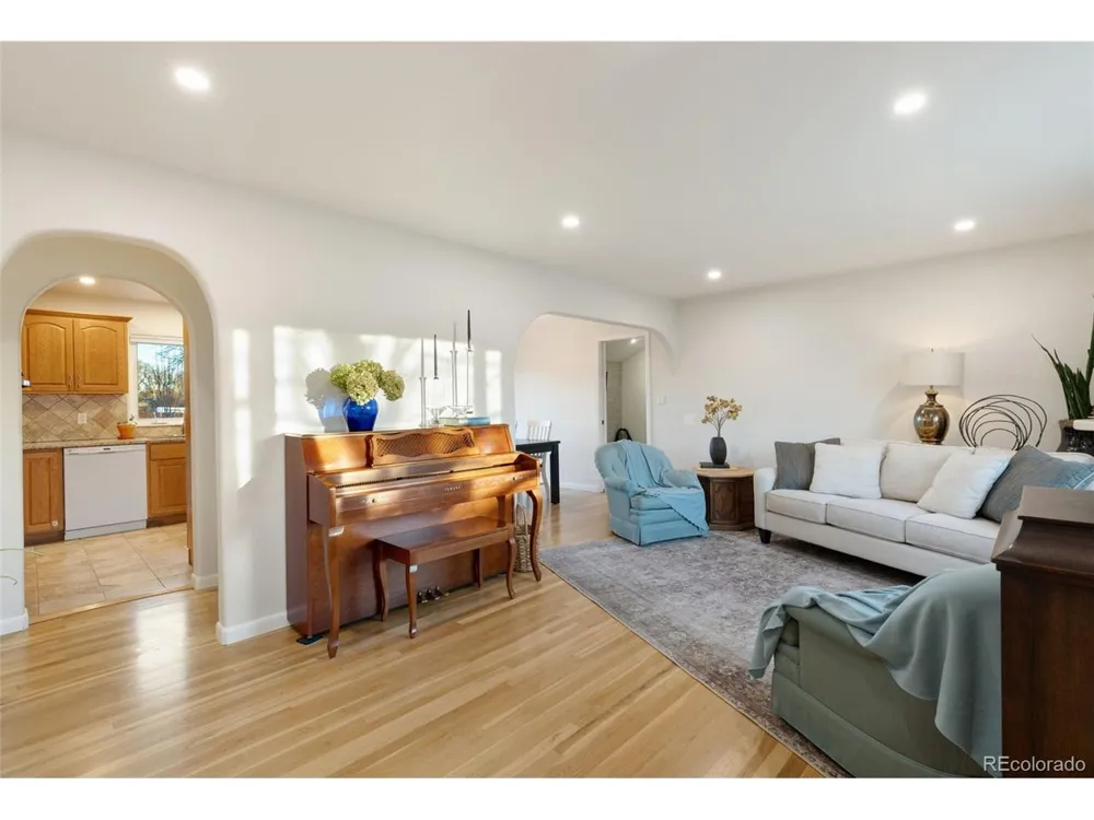 124 E Circle Drive Canon City, CO 81212