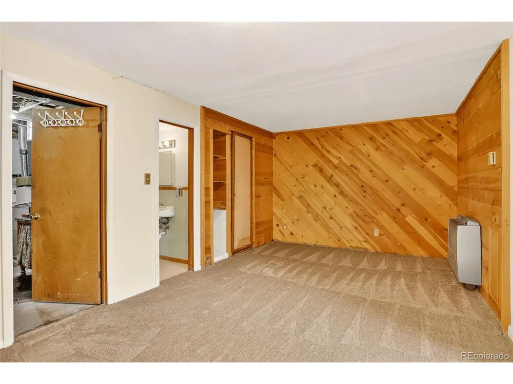 26214 Seitz Road Kittredge, CO 80457