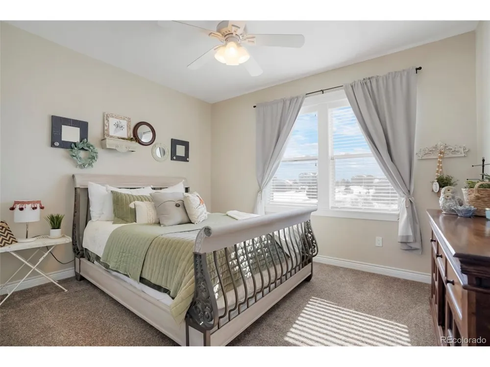7186 Weaver Circle Castle Rock, CO 80104