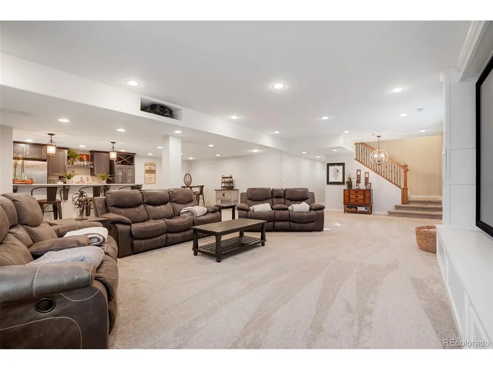 7186 Weaver Circle Castle Rock, CO 80104