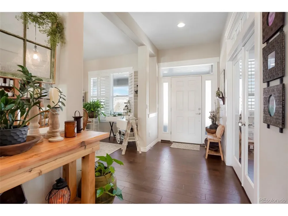 7186 Weaver Circle Castle Rock, CO 80104