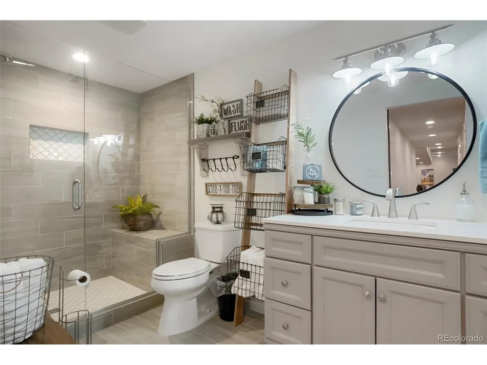 7186 Weaver Circle Castle Rock, CO 80104