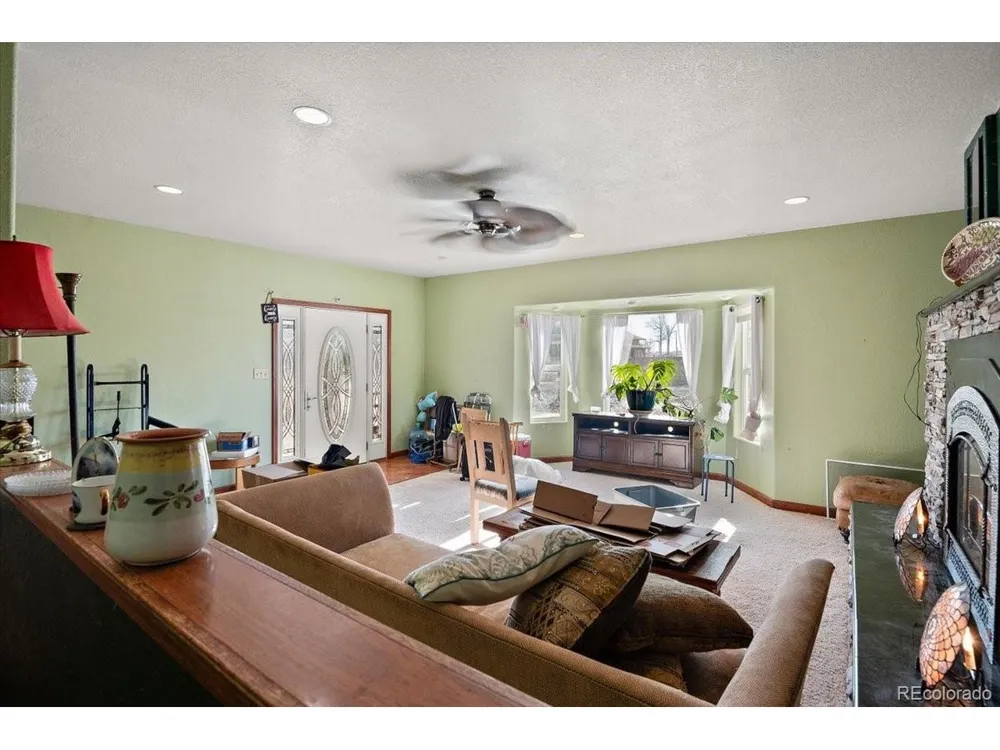 2 Meadow Lane Swink, CO 81077