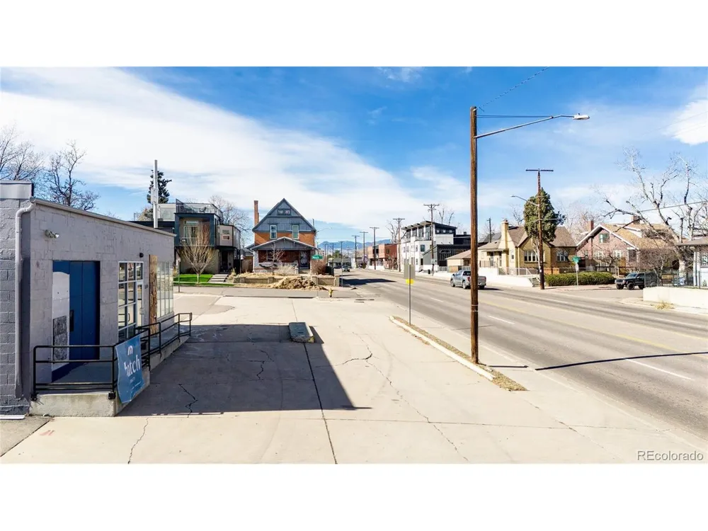 3690 W 38th Avenue Denver, CO 80211