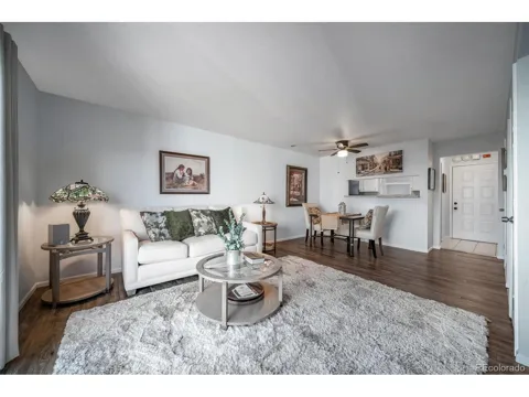 1267 S Gilbert Street #302