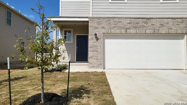 2440 Ayers Dr Seguin, TX 78155