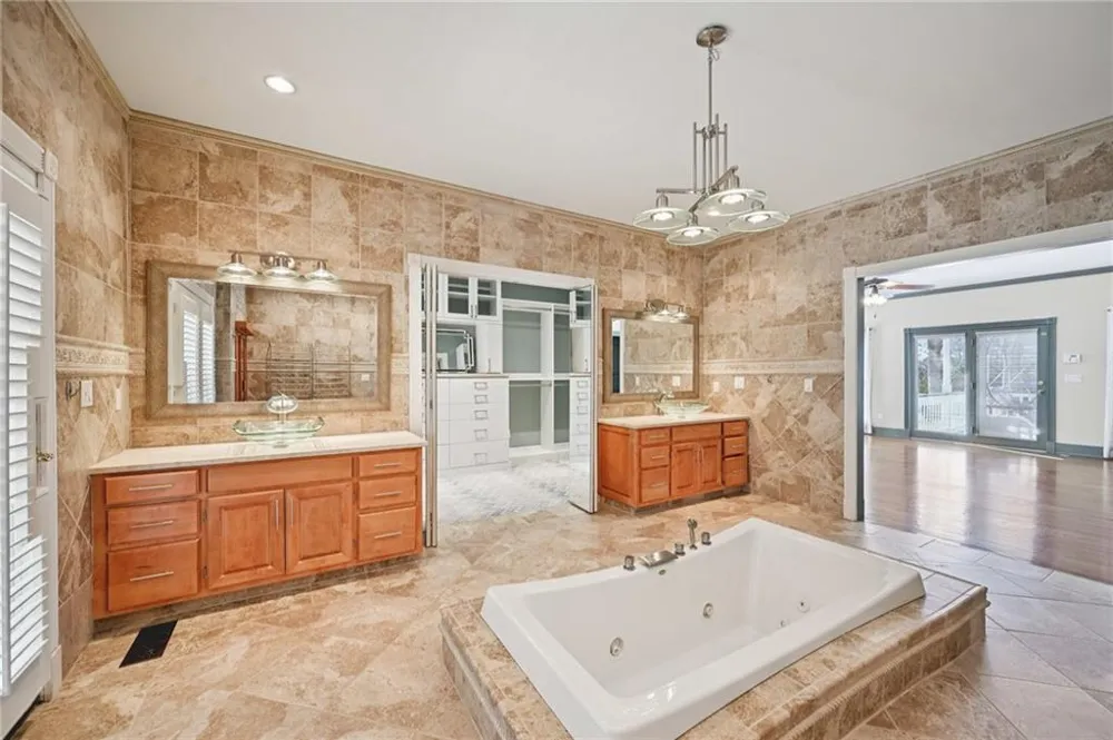 4560 Greensboro Highway Watkinsville, GA 30677