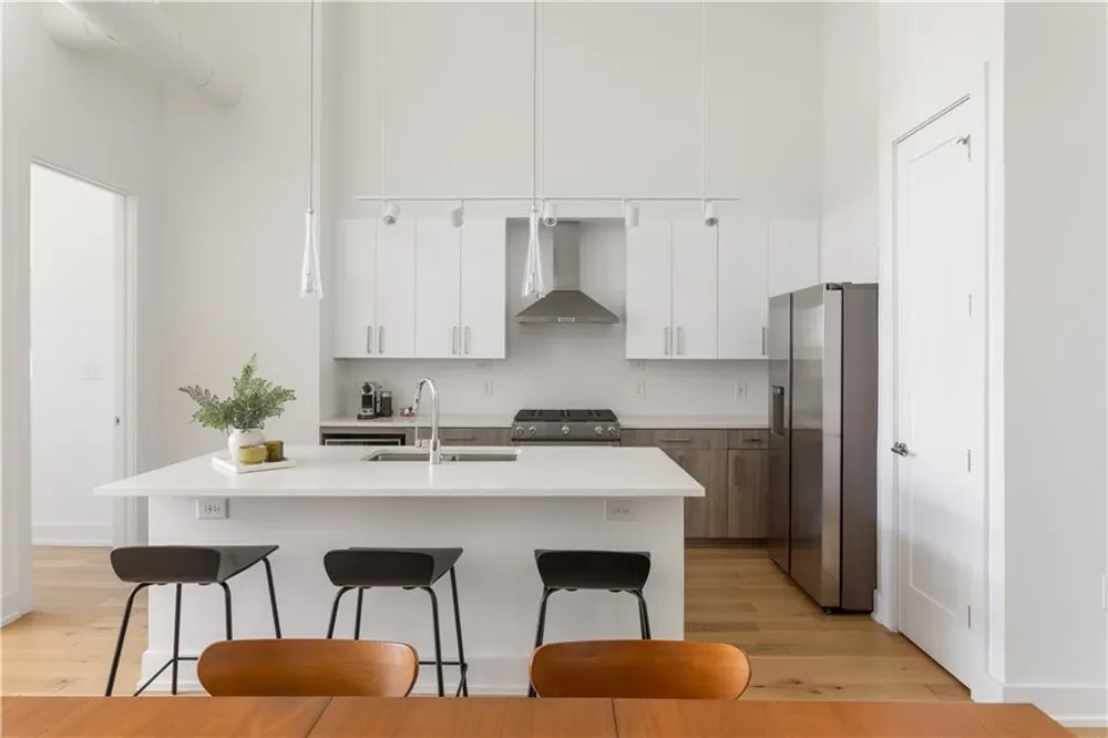 775 Juniper Street NE #617