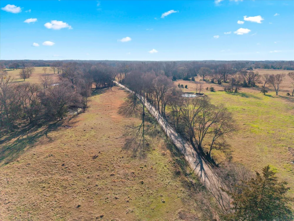 4315 County Road Cookville, TX 75571