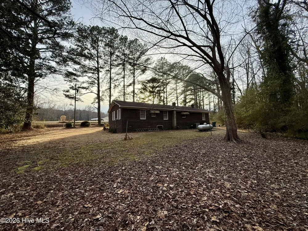 1420 Lum Brown Road Williamston, NC 27892