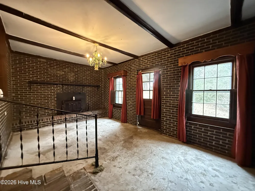 1420 Lum Brown Road Williamston, NC 27892