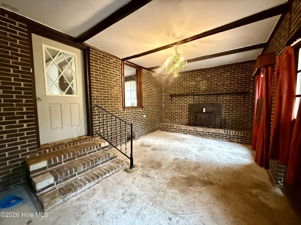 1420 Lum Brown Road Williamston, NC 27892