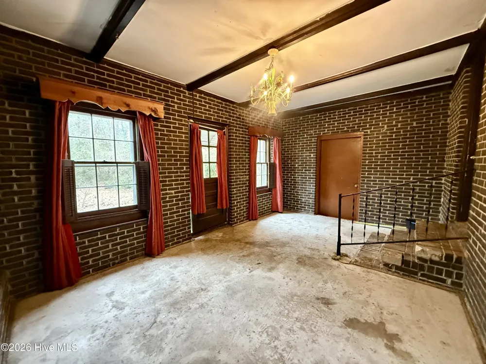 1420 Lum Brown Road Williamston, NC 27892
