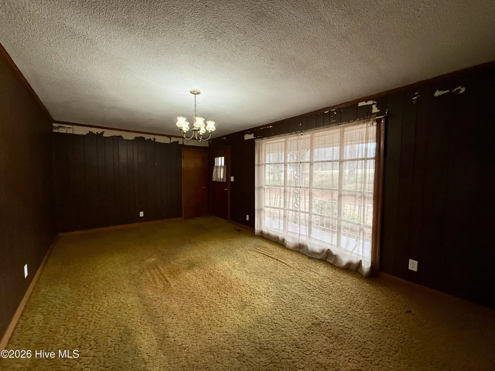 1420 Lum Brown Road Williamston, NC 27892