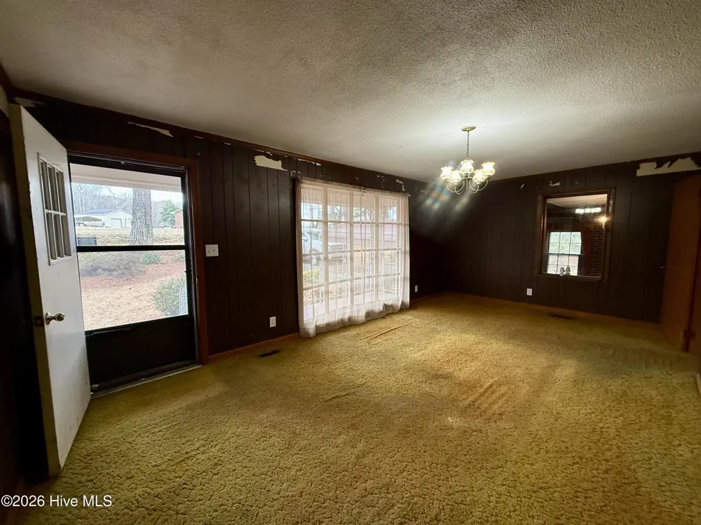 1420 Lum Brown Road Williamston, NC 27892
