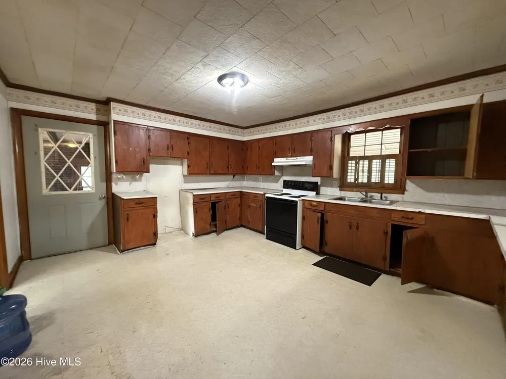 1420 Lum Brown Road Williamston, NC 27892