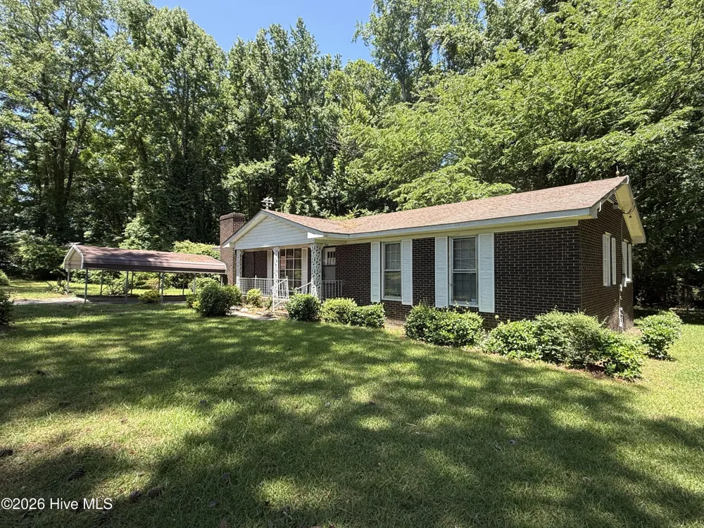 1420 Lum Brown Road Williamston, NC 27892
