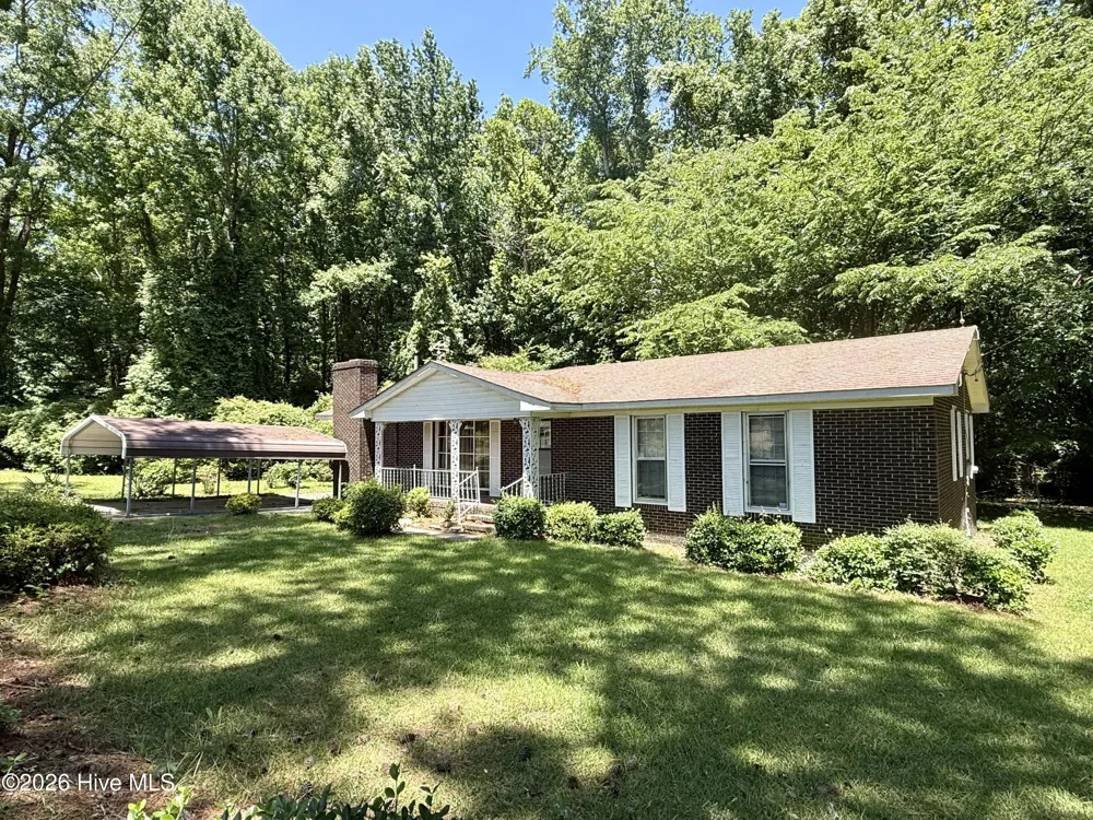 1420 Lum Brown Road Williamston, NC 27892