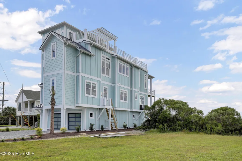 825 S Topsail Drive Surf City, NC 28445