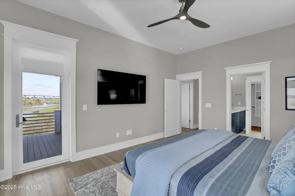 825 S Topsail Drive Surf City, NC 28445