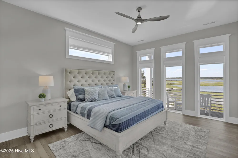 825 S Topsail Drive Surf City, NC 28445