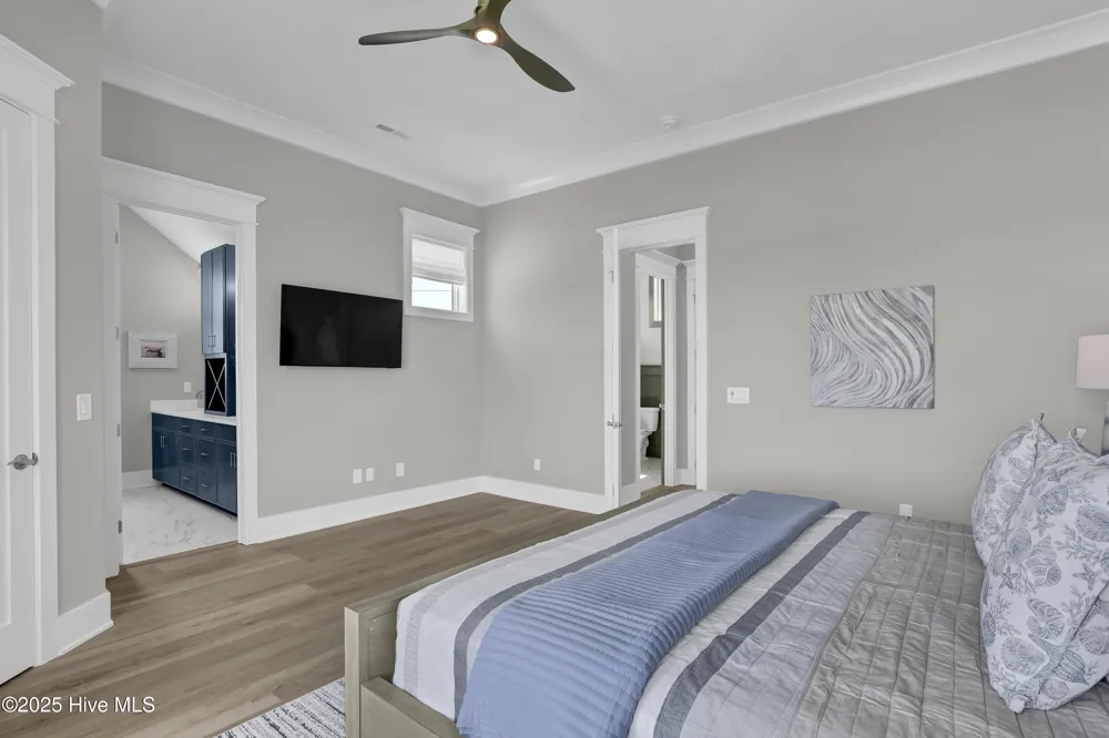 825 S Topsail Drive Surf City, NC 28445