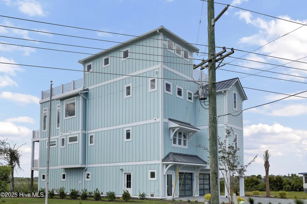 825 S Topsail Drive Surf City, NC 28445