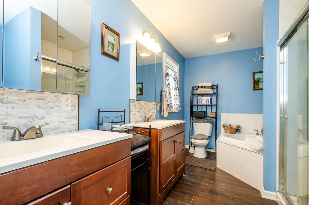 3045 Little Glendora Road Buchanan, MI 49107