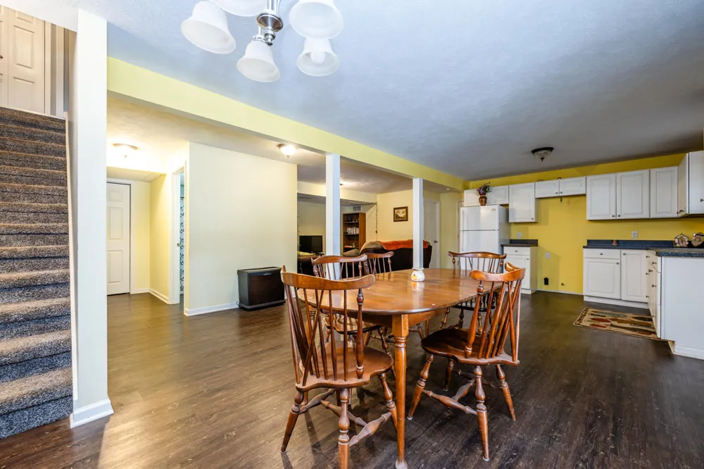 3045 Little Glendora Road Buchanan, MI 49107